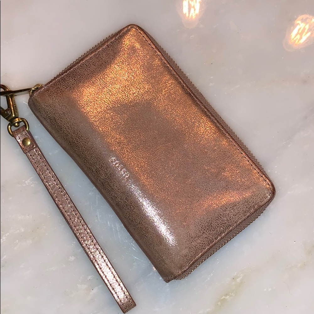 Fossil Rose Gold Emma Wristlet